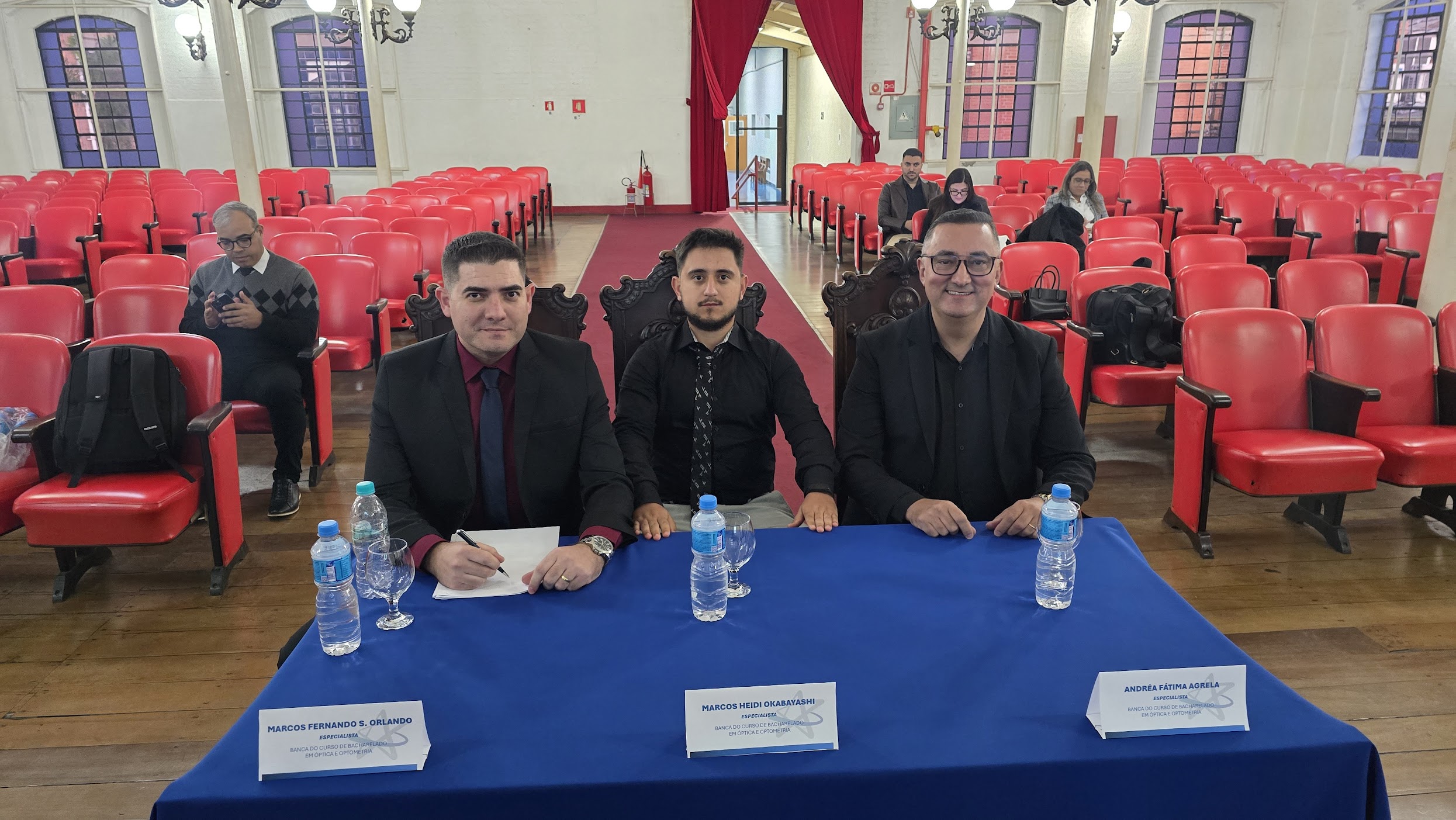 Óculos de Sol Feminino Teste